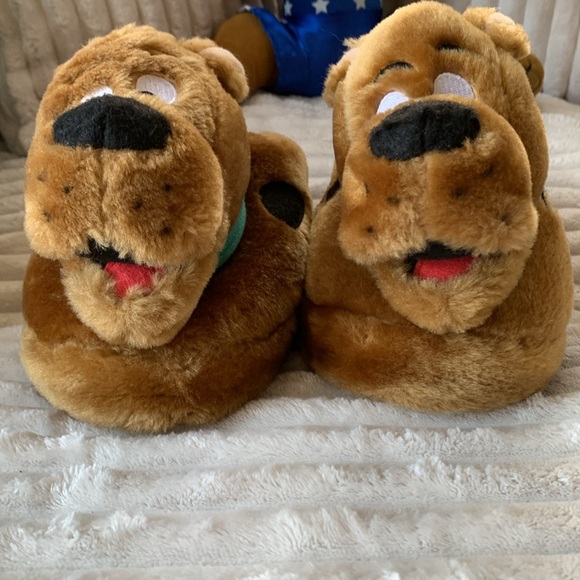 Cartoon Network Scooby-Doo Plush Toy and Slippers Set - Brown and Blue - Picture 8 of 16
